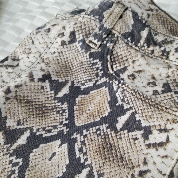 Hudson Python Jeans - Picture 4 of 8